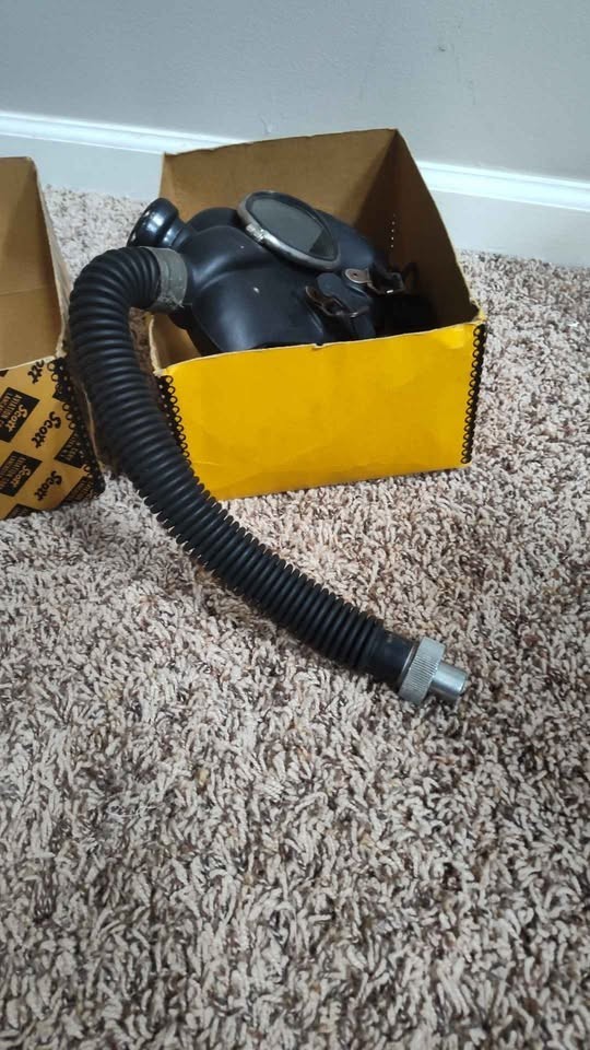 Scott scba mask Hose black vintage old firefighter turnout see pictures