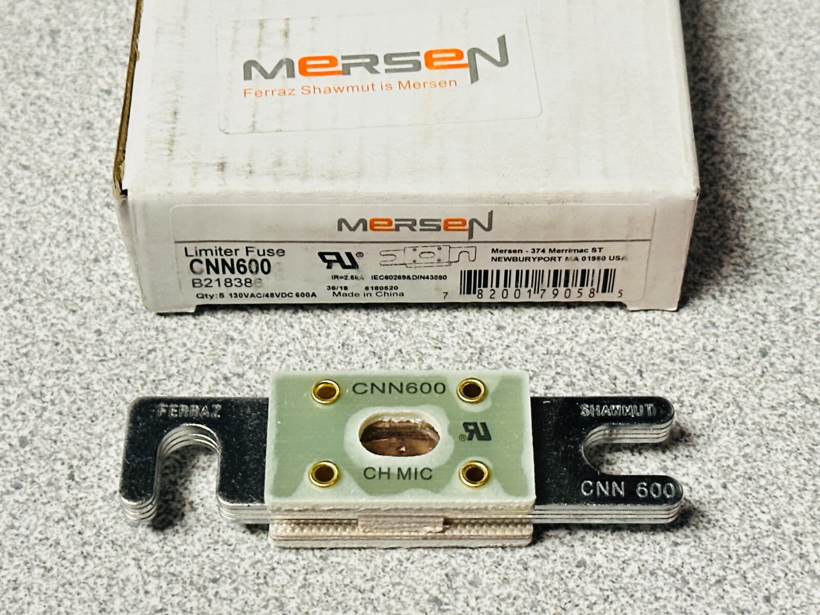 NEW Genuine MERSEN FERRAZ SHAWMUT CNN600 600A LIMITER 125V Fast-Blow Blade Fuse