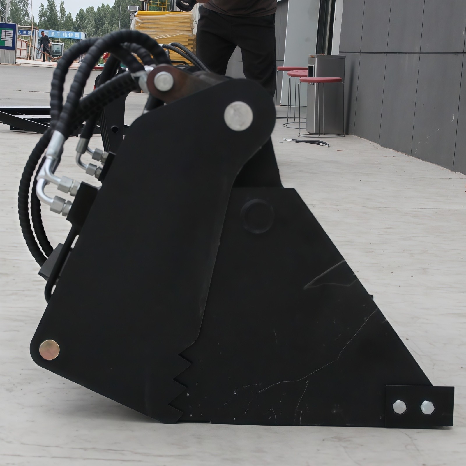 4-in-1 Combination Hydraulic Bucket Fits Mini Skid Steer Loader FREE SHIPPING
