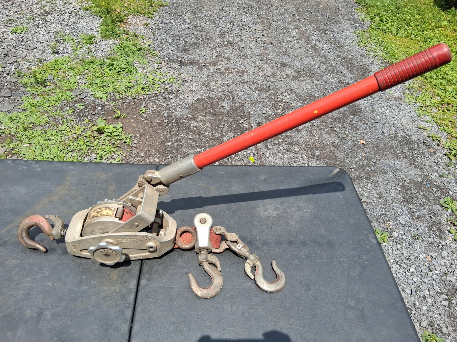 Lug All Model 3 Strap Hoist