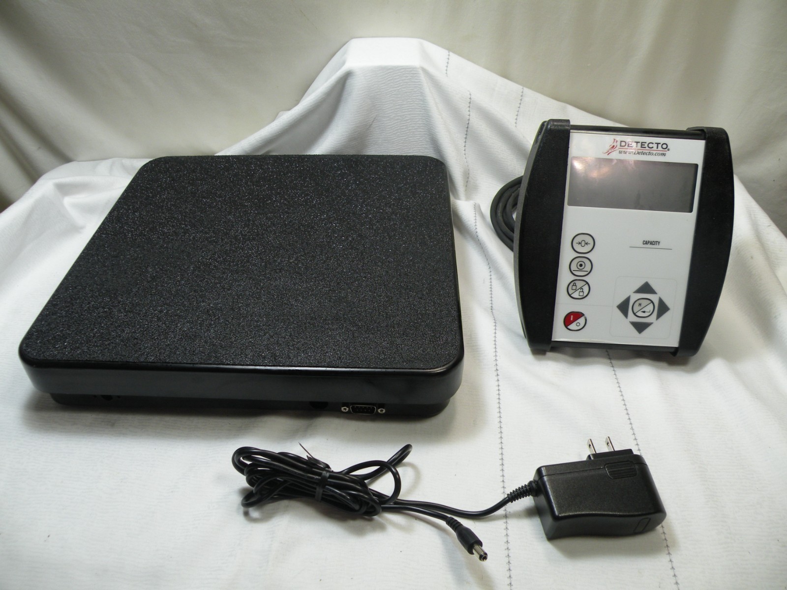 Detecto Cardinal 750 Digital Display & DR400- 750 Scale, 400 lb × 0.2 lb