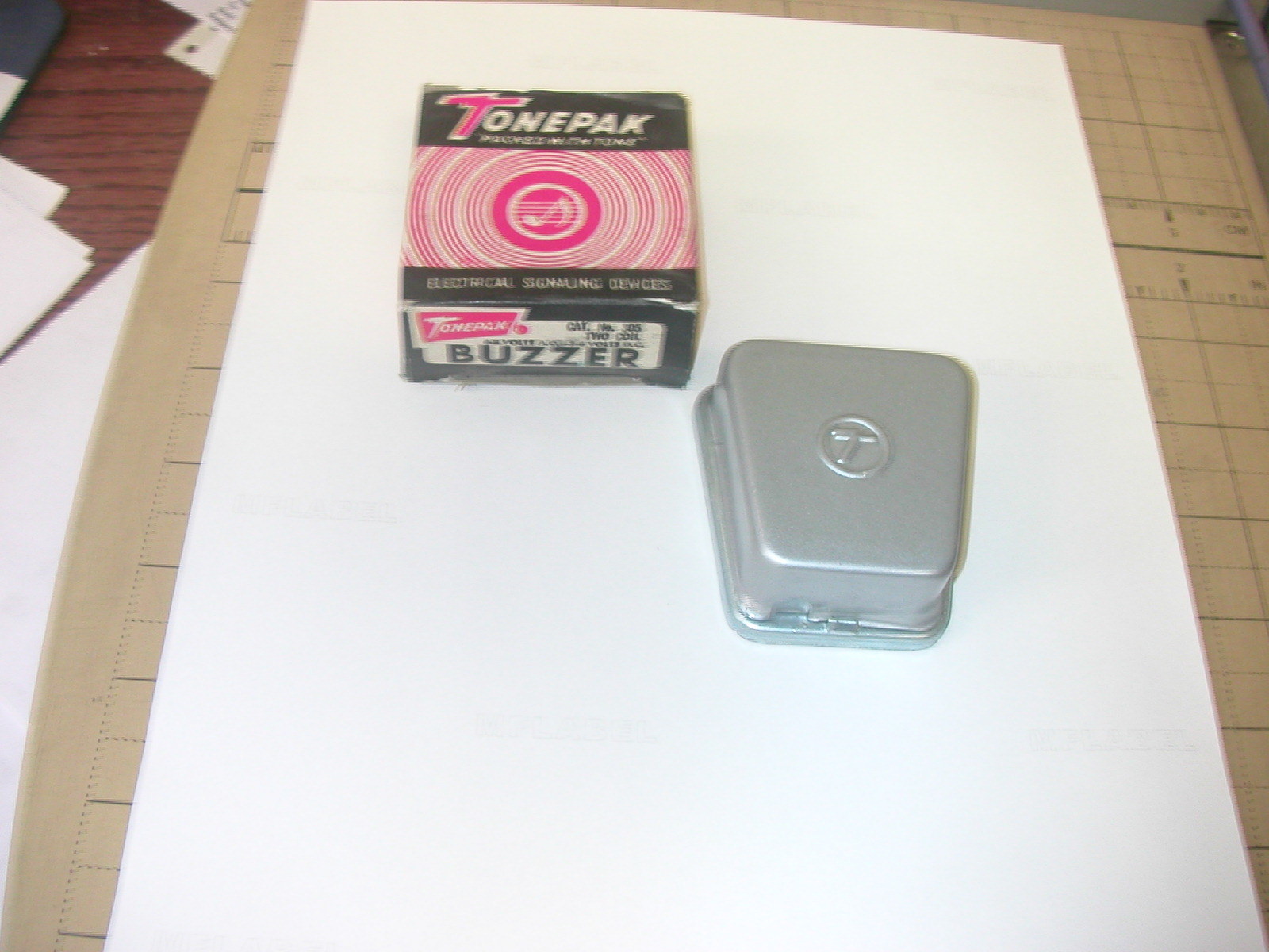 TONEPAK 305 2 COIL 6 VOLT AC/DC BUZZER ELECTRICAL SIGNALING DEVICE