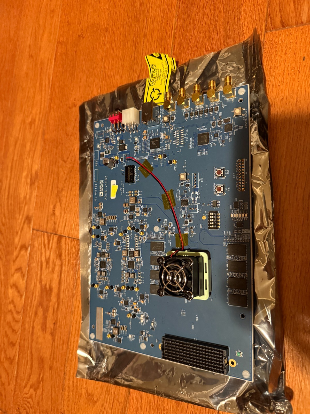 Analog Devices Inc. Evaluation Board ADS8-V1EBZ