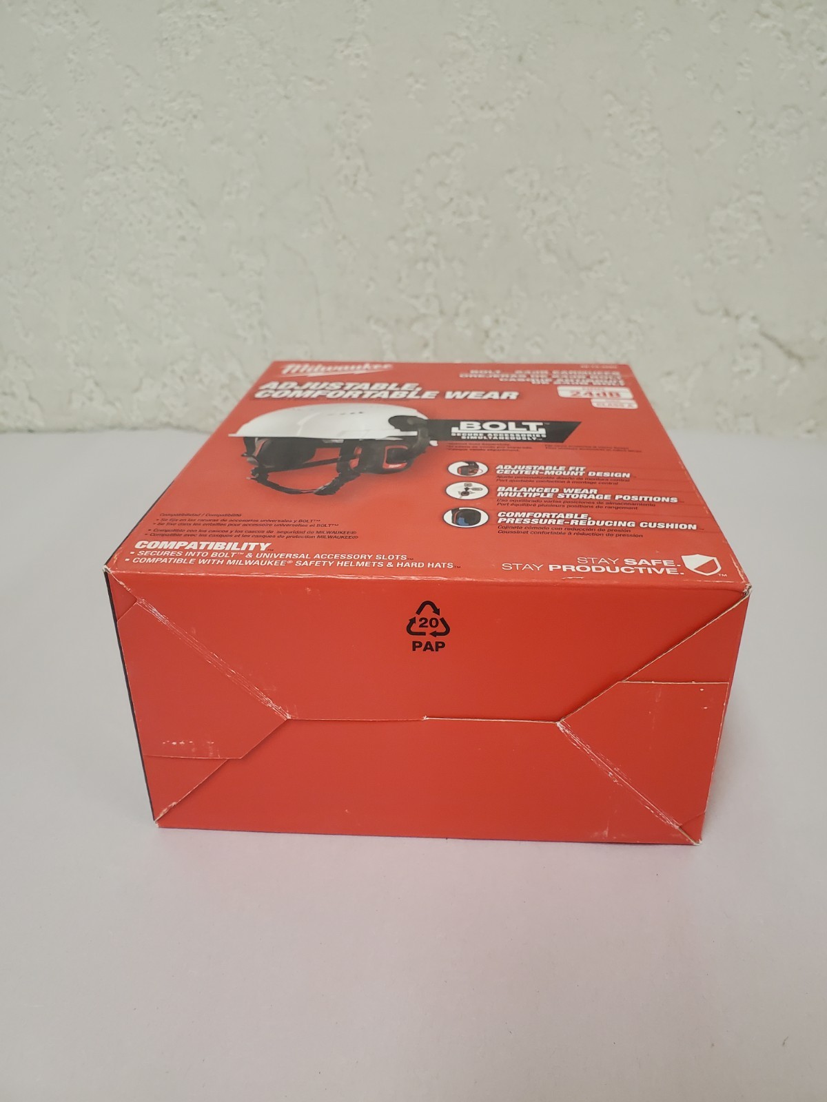 Milwaukee BOLT Earmuffs with Noise Reduction Rating of 24 dB (48-73-3250)