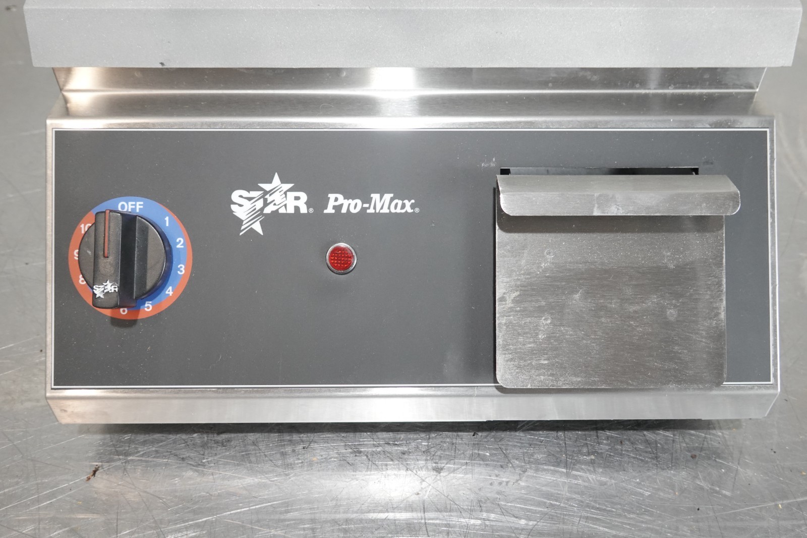 STAR PRO-MAX GROOVED ELECTRIC TWO-SIDED PANINI GRILL MODEL CG14