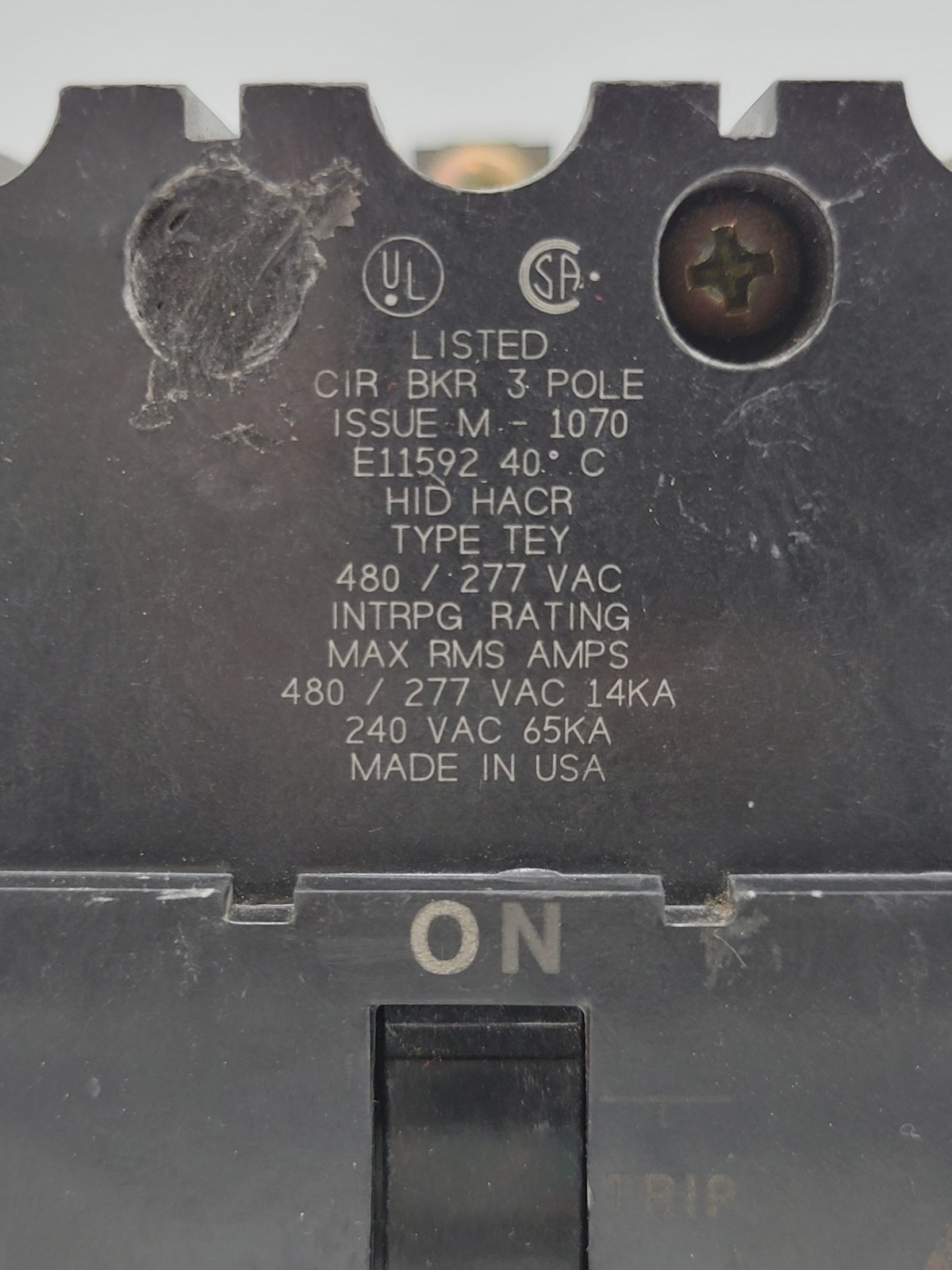 General Electric TEY330ST12 Shunt Trip Bolt-On Circuit Breaker 30A 3P 480/277V
