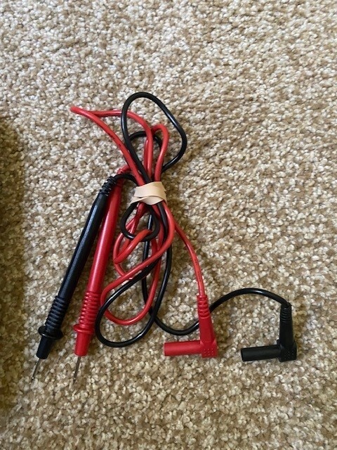 Cat III 1000V 10Amp Meter Test Leads w/ Meter Case