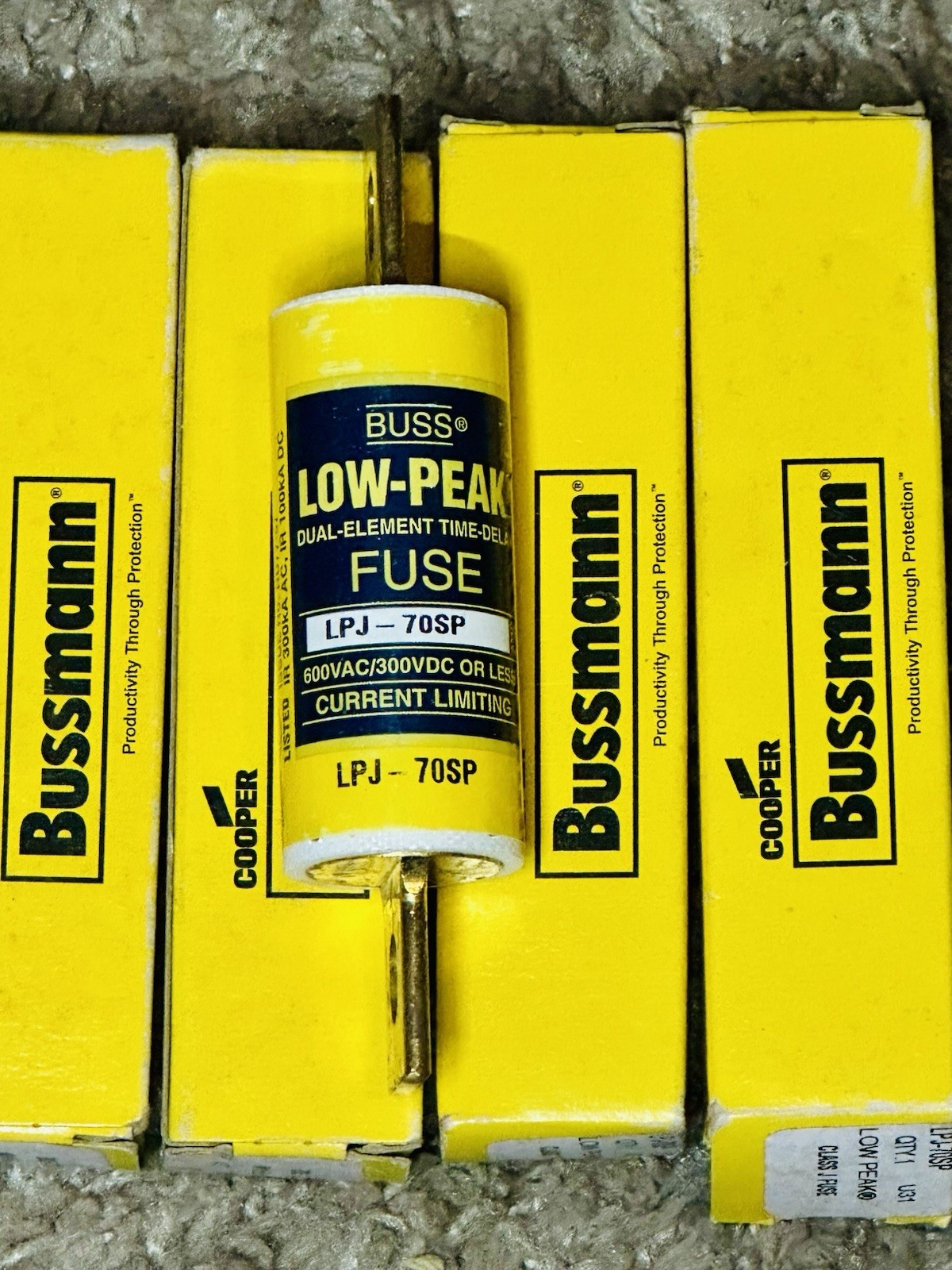 4 PCs Bussmann NEW OEM Class J Fuse LPJ-70SP time delay 600V 70A In OriginalBox
