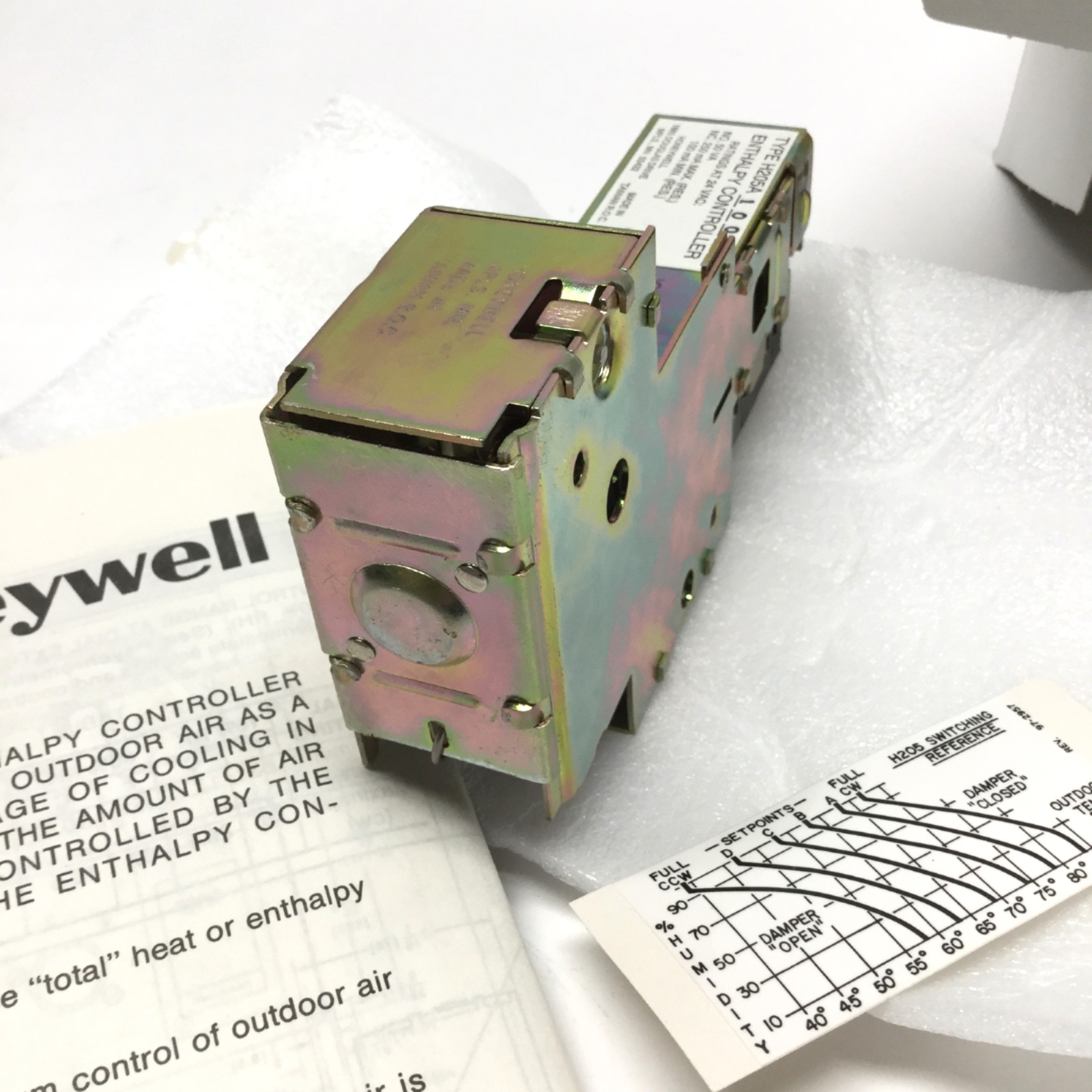 Honeywell H205A1004 Damper Enthalpy Controller SPDT 24VAC 53-78°F 10-80%RH