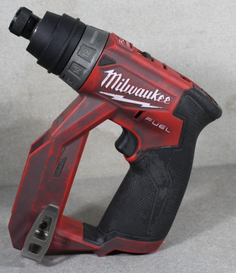 Milwaukee 2505-20 12V 3/8″ Installation Drill/Driver & 1/4″ Hex Attachment