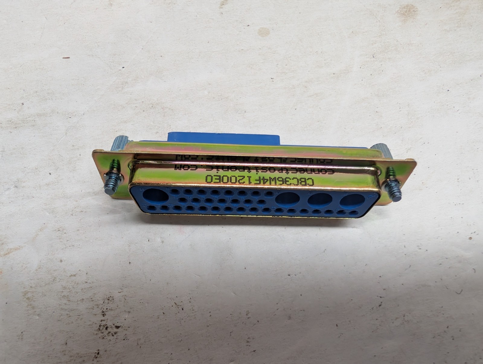 Positronic CBC36W4F1200E0 Female Combo-D 36W4 D-Sub Connector 36 Pin Housing NOS