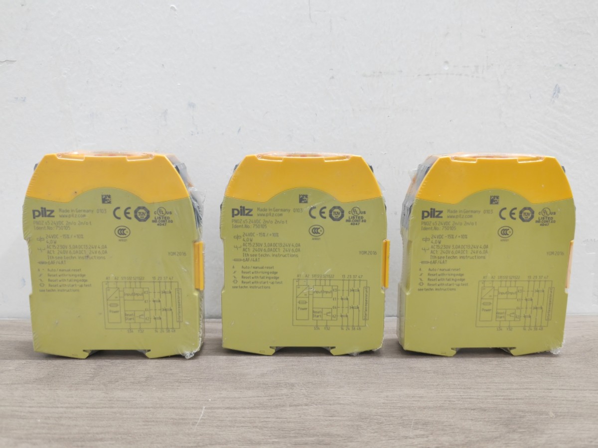 New In Box PILZ PNOZ S5 750105 Safety Relay