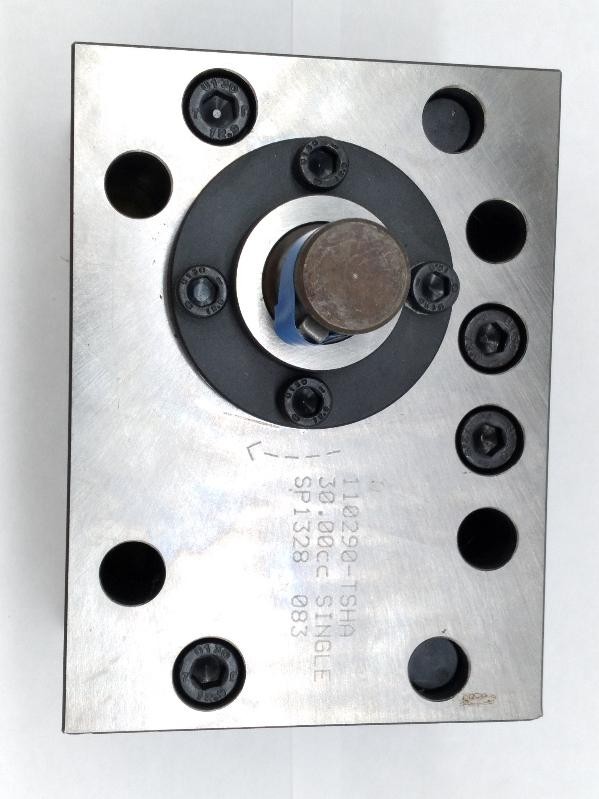 Nordson 110290-TSHA Glue Metering Gear Pump 30.00cc