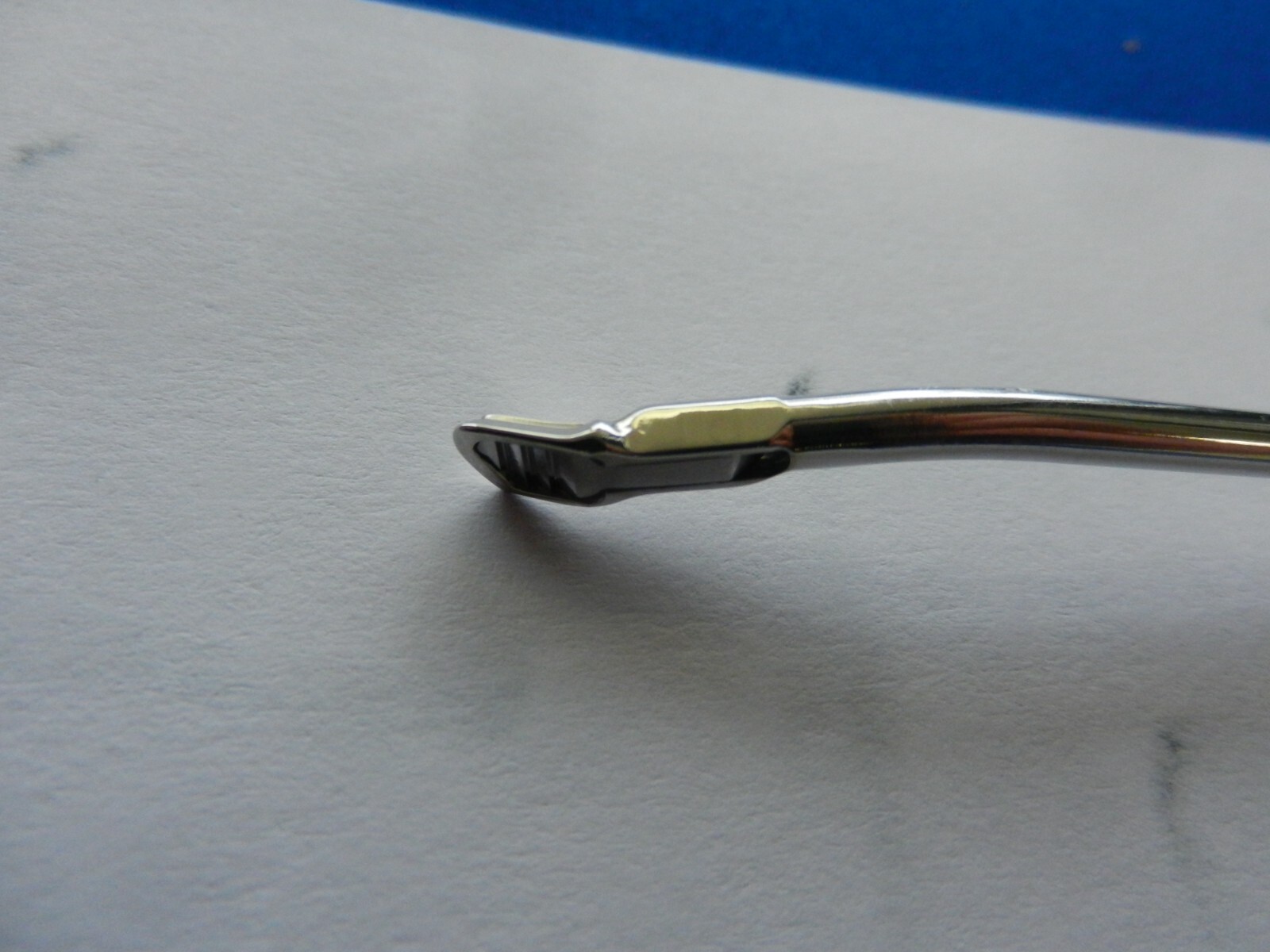 F14 Symmetry Surgical Arthroscopic Punch Up 15°, Curved Right, 3.6mm Bite