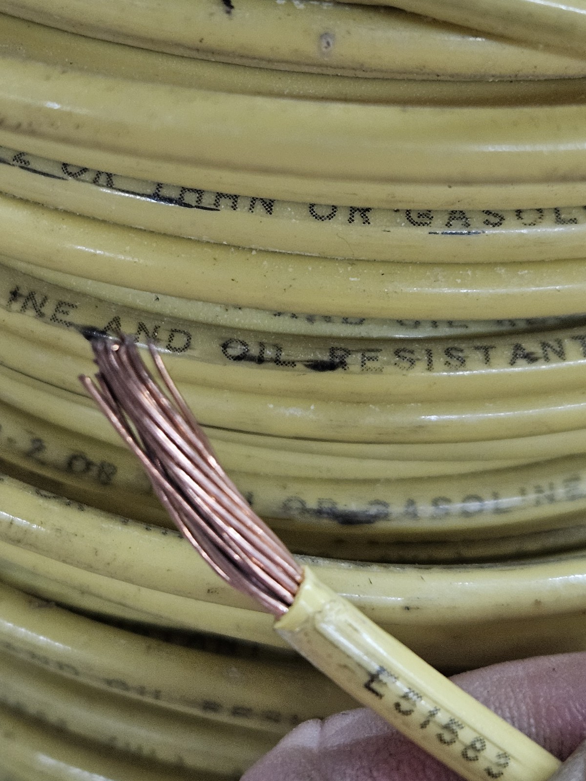 E51583 awg 10 Stranded MTW THWN-2 THHN AWN GAS / OIL RESISTANT. 300 + FT. 12 LBS