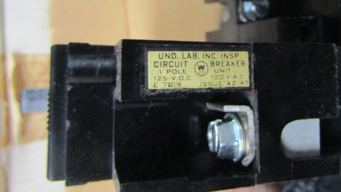 🔥 NEW CUTLER HAMMER 15 AMP CIRCUIT BREAKER SINGLE POLE 120 VAC 1P E1015 E1015R