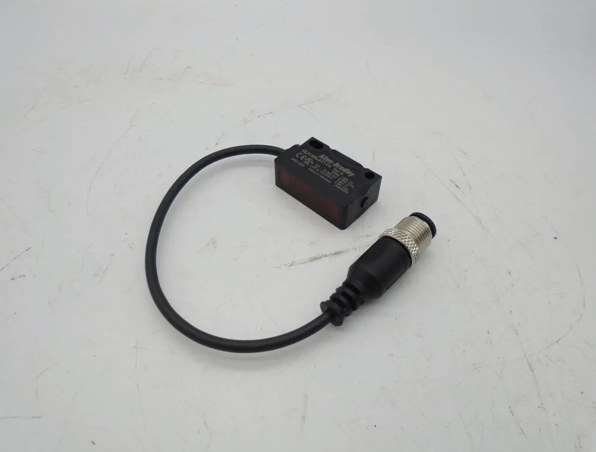ALLEN BRADLEY 42JT-B8LAT1-F4 SER A SWITCH