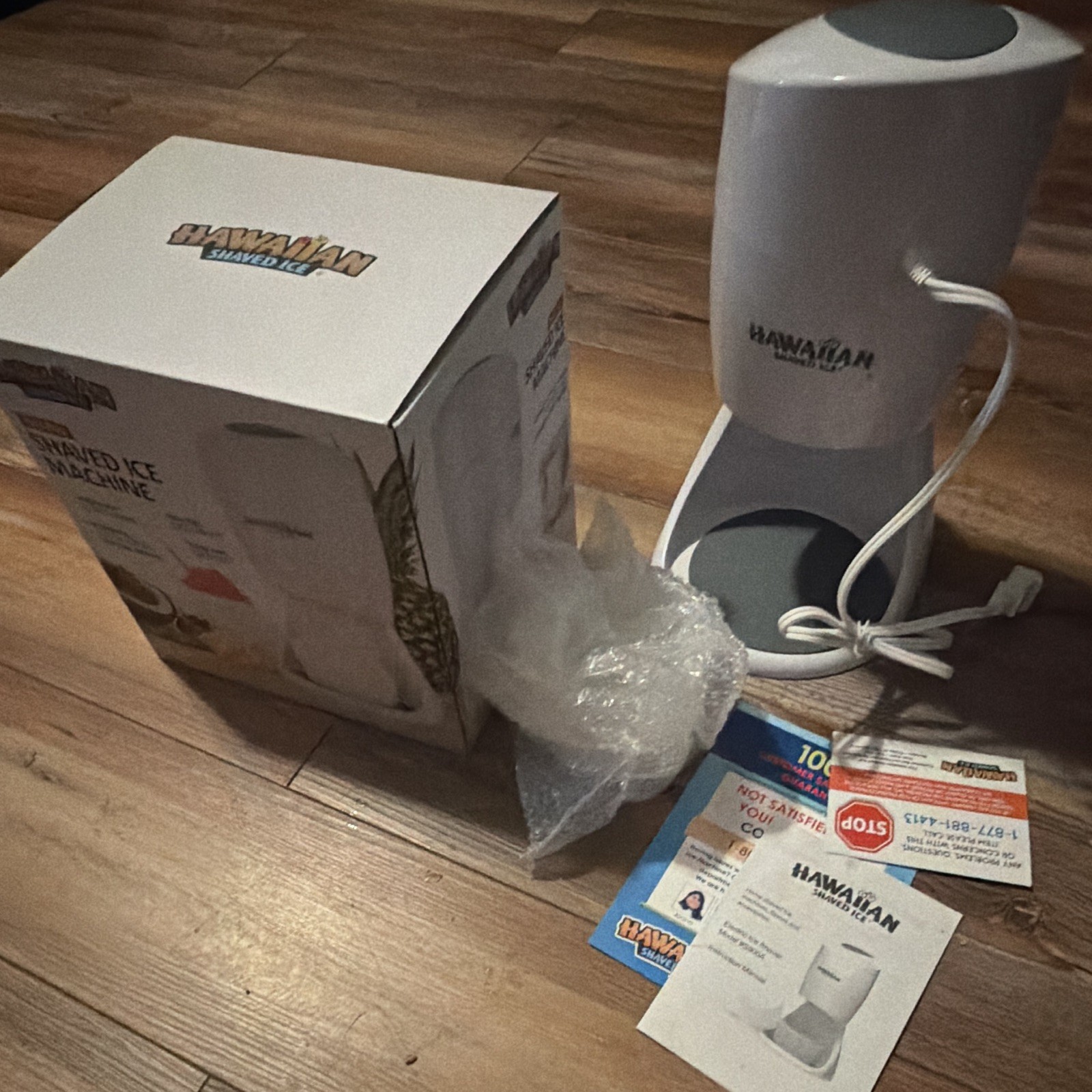 Hawaiian Shaved Ice S900A Electric Shaved Ice Machine 143 lb/hr 1/3 hp