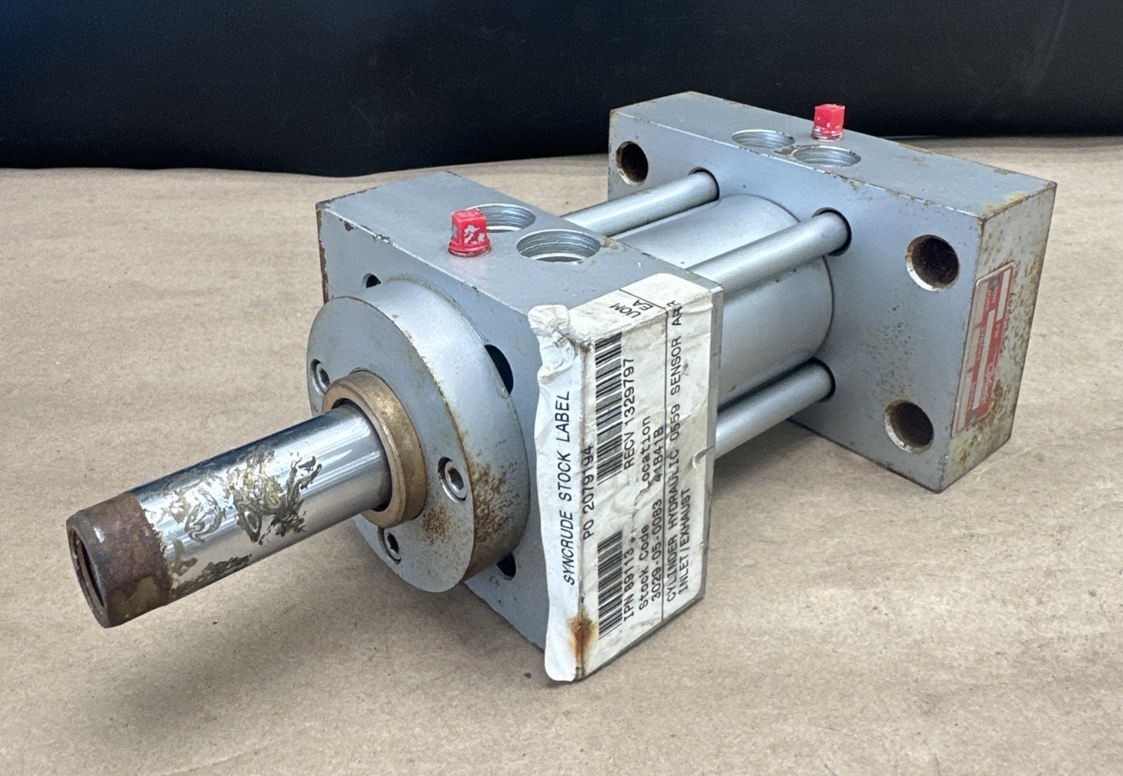 Milwaukee Cylinder H35 D10657 250PSI 2” Bore X 2.05” Stroke 3000PSI – PREOWNED