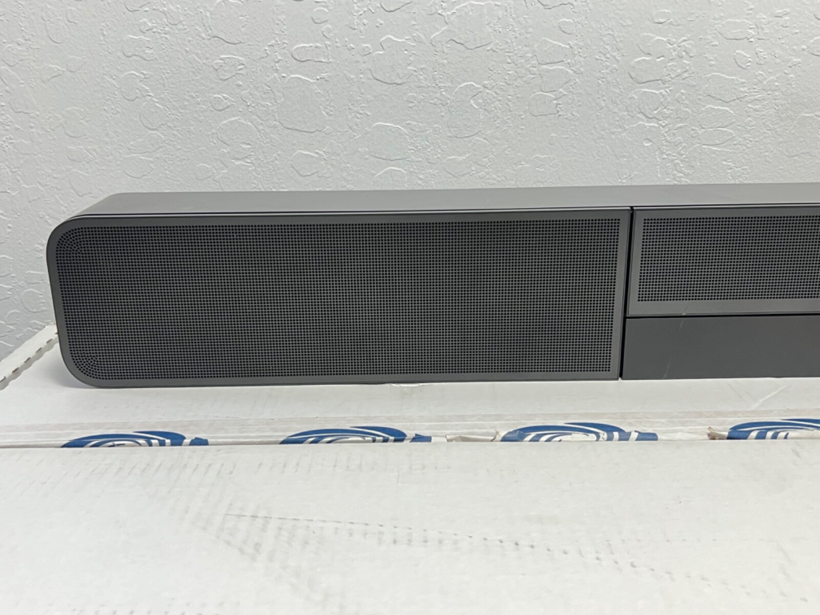 Crestron UC-SB / UC-SB1-CAM-FLEX UC Video Conference Smart Soundbar and Camera