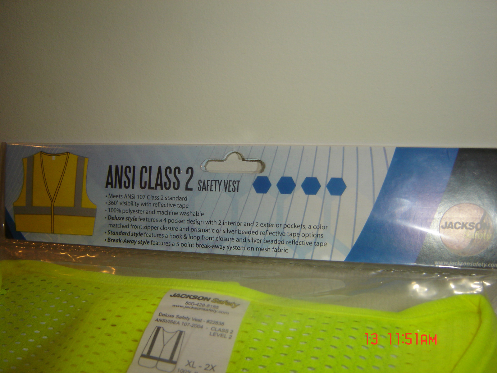 JACKSON SAFETY VEST # 22838 ANSI CLASS 2 JS#3022285 **NEW IN PACKAGE**