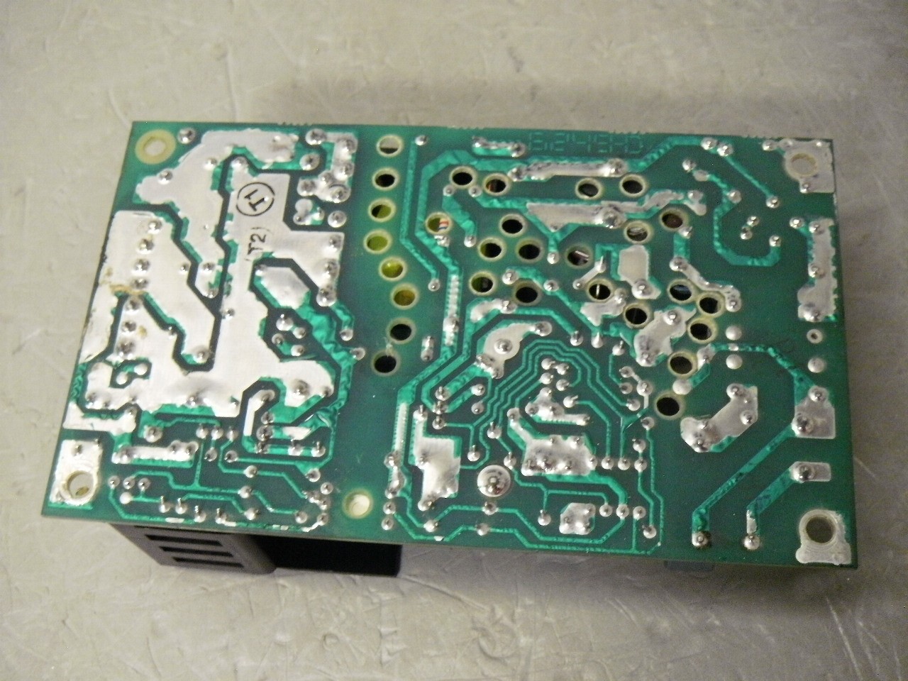 R7FLU1-40-Series 12VDC Power Supply 3.3A Universal Input
