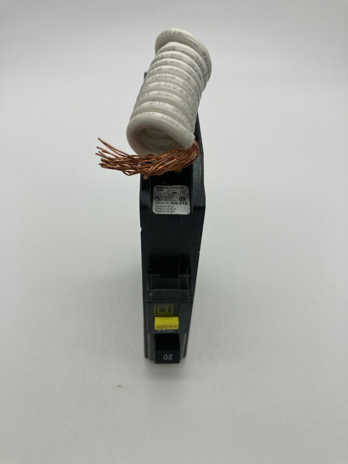 Square D QO120GFI 1 Pole 20 Amp 120VAC Plug On Ground Fault GFCI Circuit Breaker