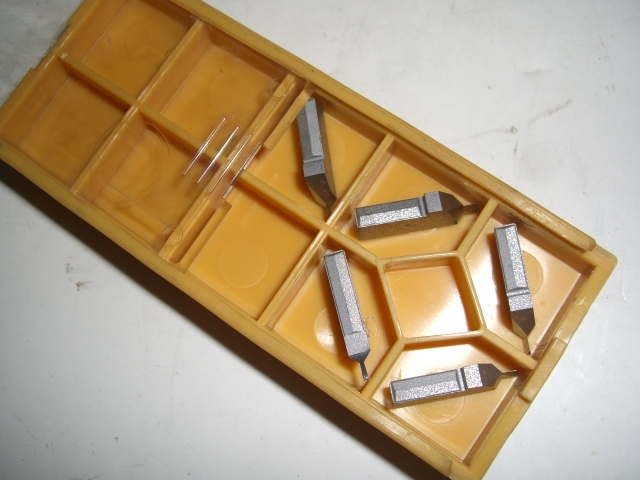 5 pcs CIRCLE MACHINE CMFR-5-031-100-CM1 Grooving Parting Carbide Inserts 59019