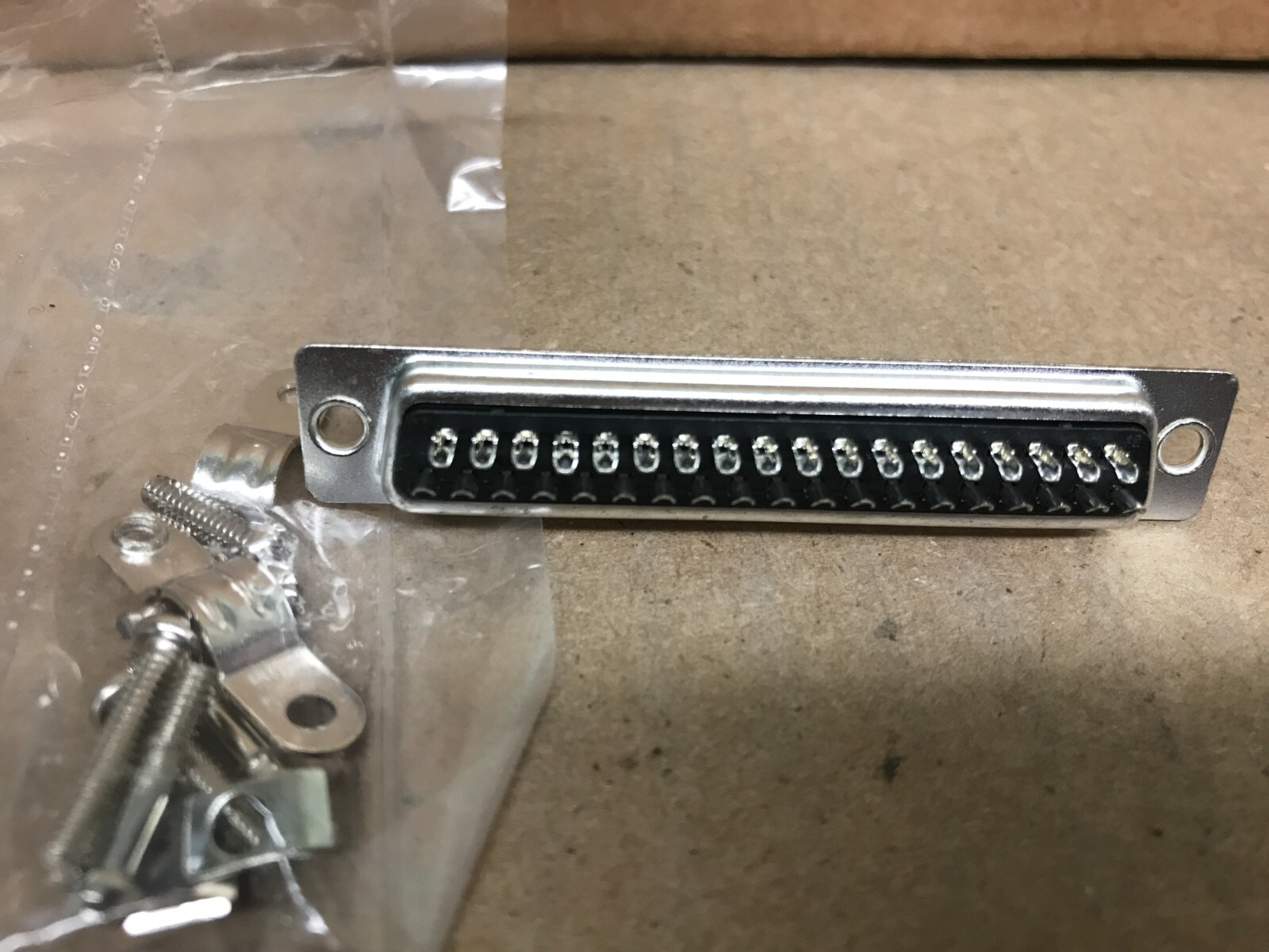 DB37 D-SUB 37-Pin Male Solder Cup Serial Connector+ Metalized Plastic Hood Shell