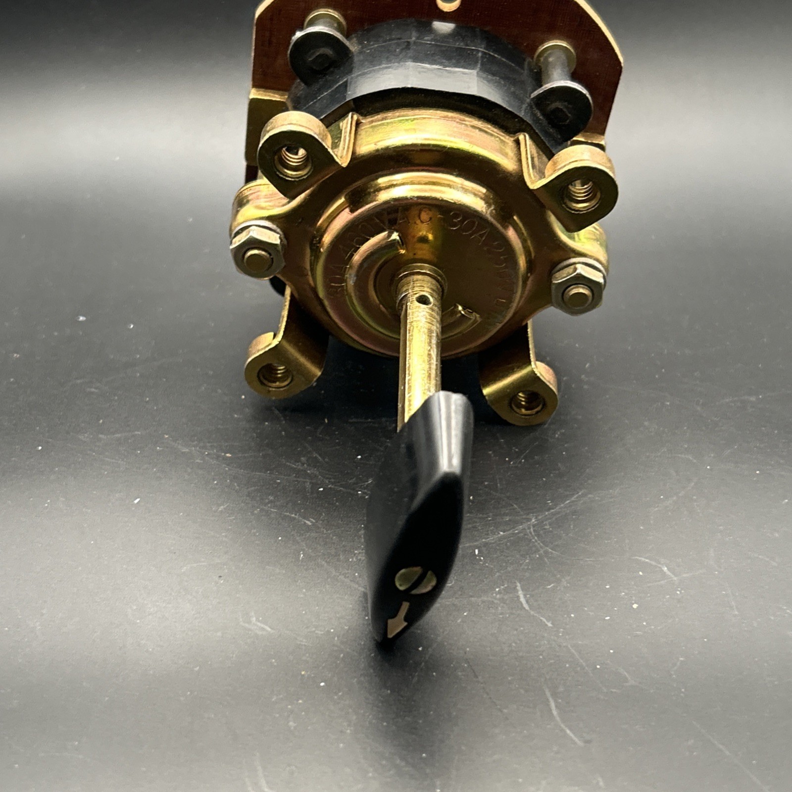 Heavy Duty Rotary ElectroSwitch 30A 460VAC-30A 250VDC KS-5716-L7 Spring Loaded
