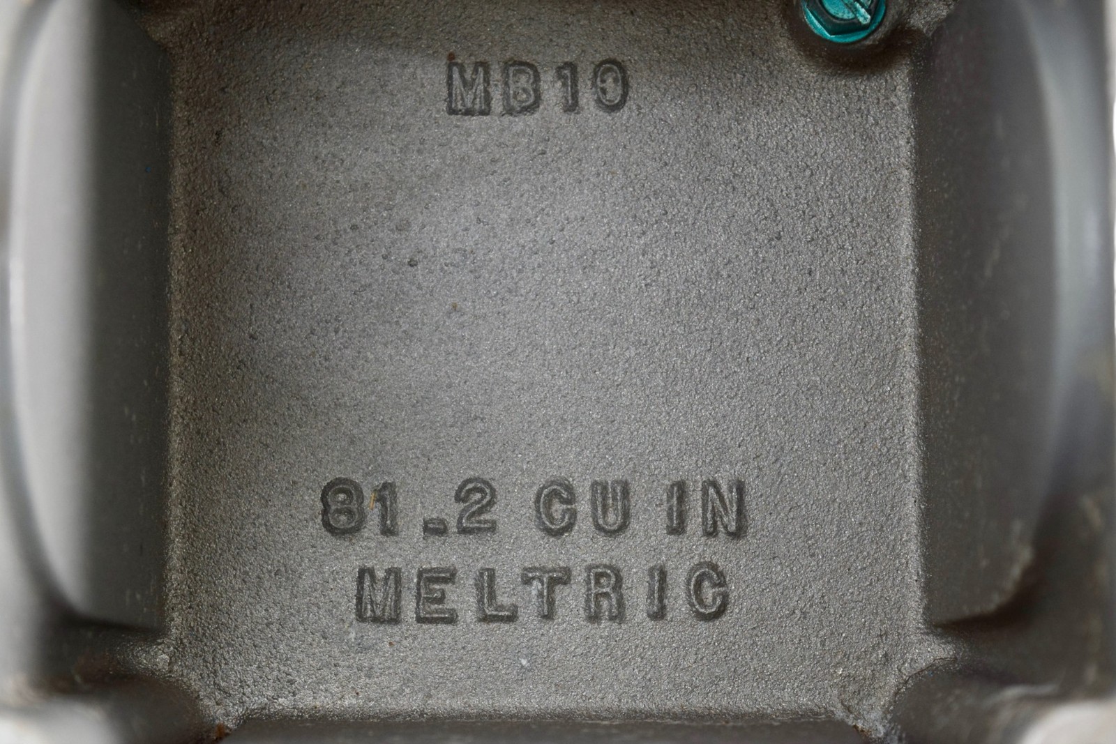 NEW Meltric 7T4F0N15 Box Size 4 1.5» Hub Metal Gray NEMA 3R 4X