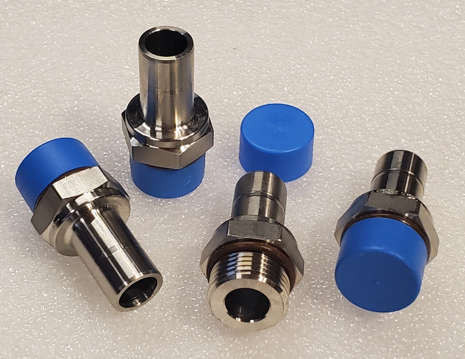 Qty 4 Swagelok SS-10-TA-1-10ST SST 5/8 in. Tube OD x 7/8-14 Male SAE/MS Straight
