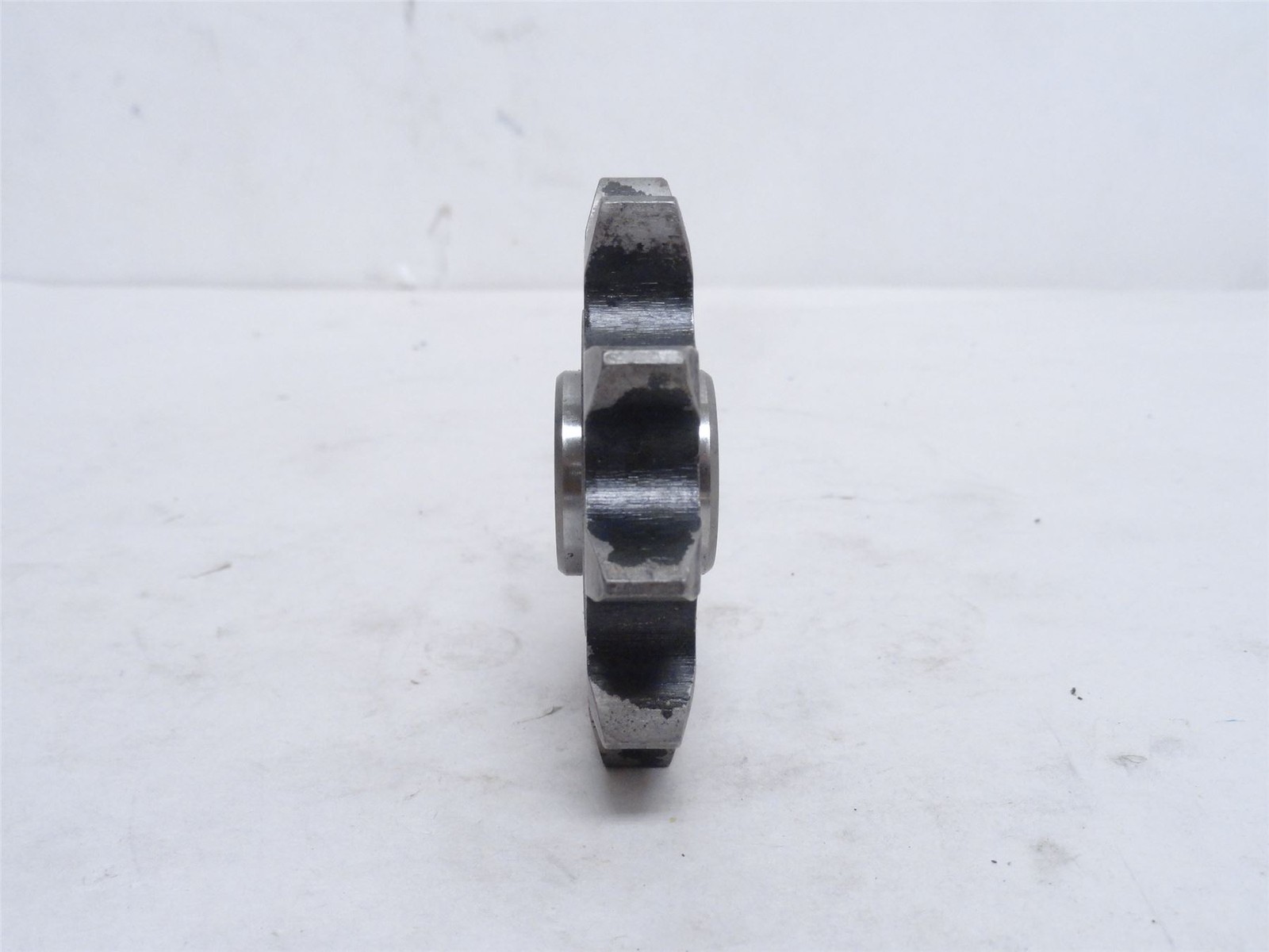 247120 New-No Box; Martin 60BB10H 5/8 Idler Sprocket #60; 10 Teeth; 5/8″ID