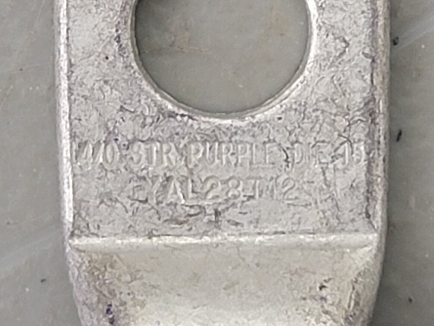SURPLUS NEW Burndy YAL28T12 4/0 AWG 1 Hole Compression Lug Purple Die 15 (Box