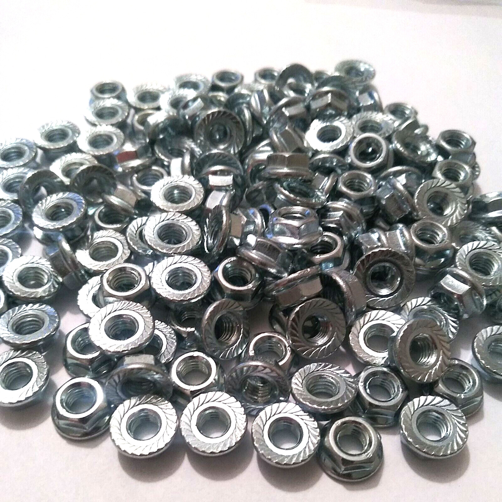 M6-1.0 / 6mm – Qty 50 – Class 8 Serrated Hex Flange Nuts DIN Zinc-Made In Usa