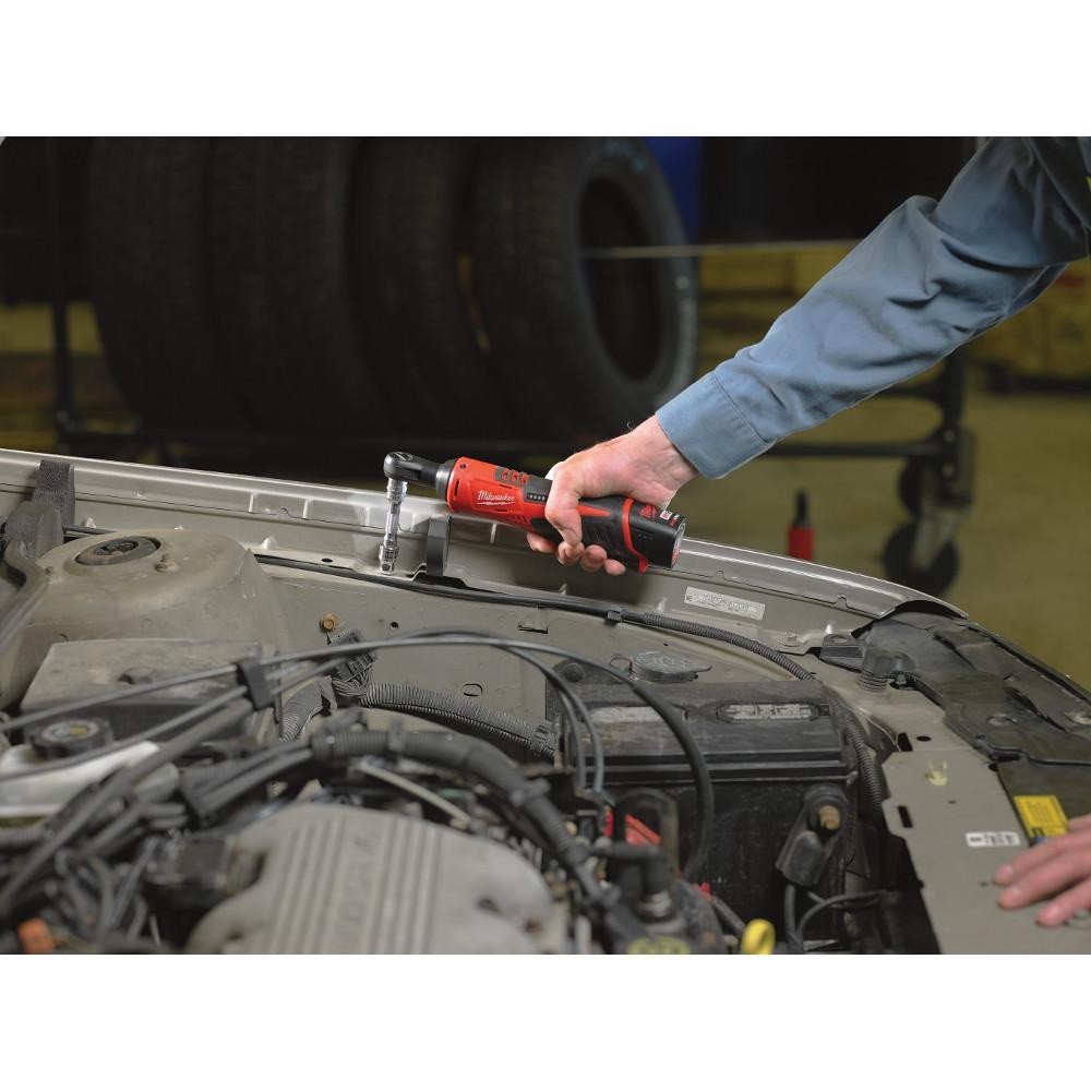 New Milwaukee 3404-22 M12 FUEL Brushless 1/2″ Hammer Drill Kit /Free M12 Ratchet