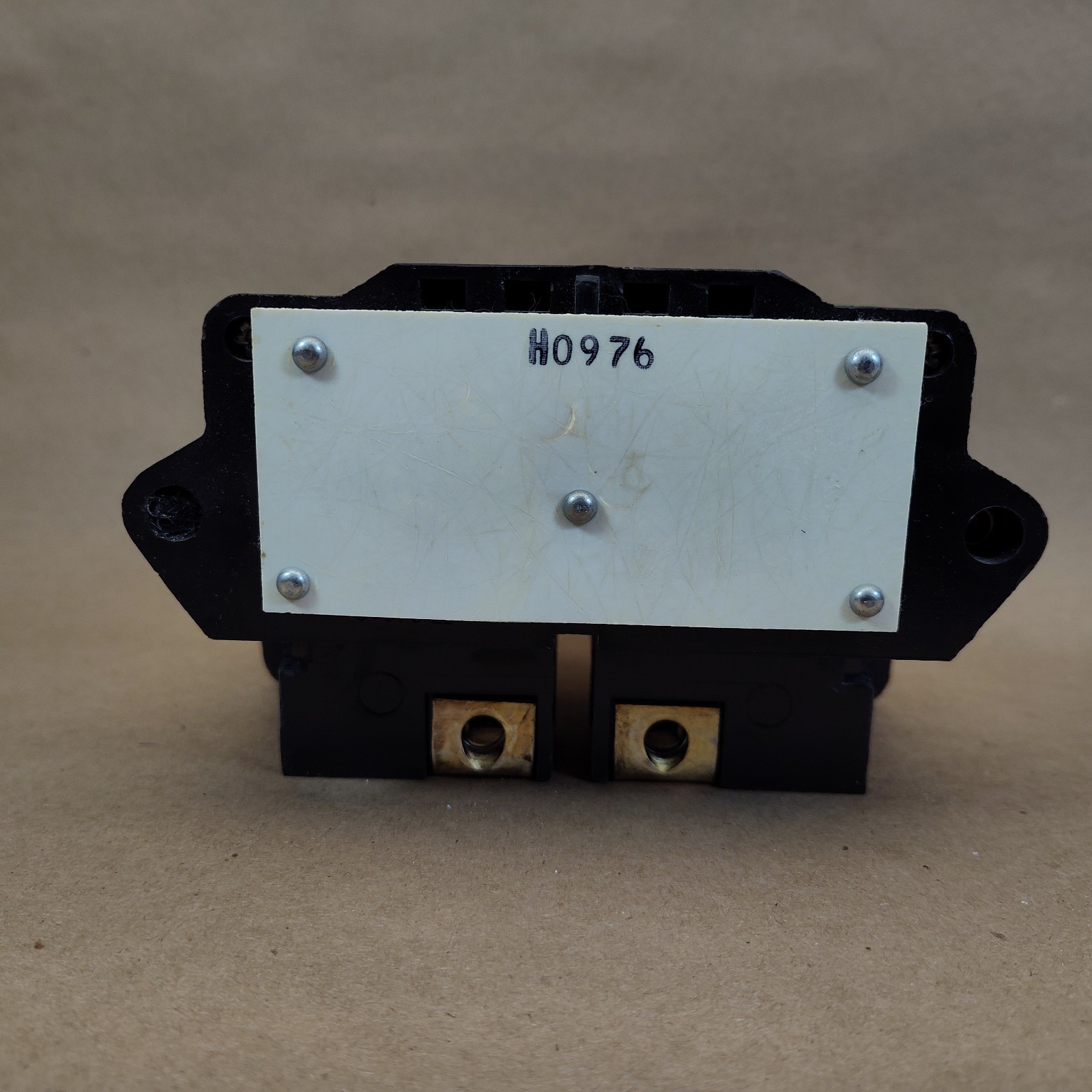 Federal Pacific FPE 200 Amp Type 2B Main Breaker Bolt-On 120/240v
