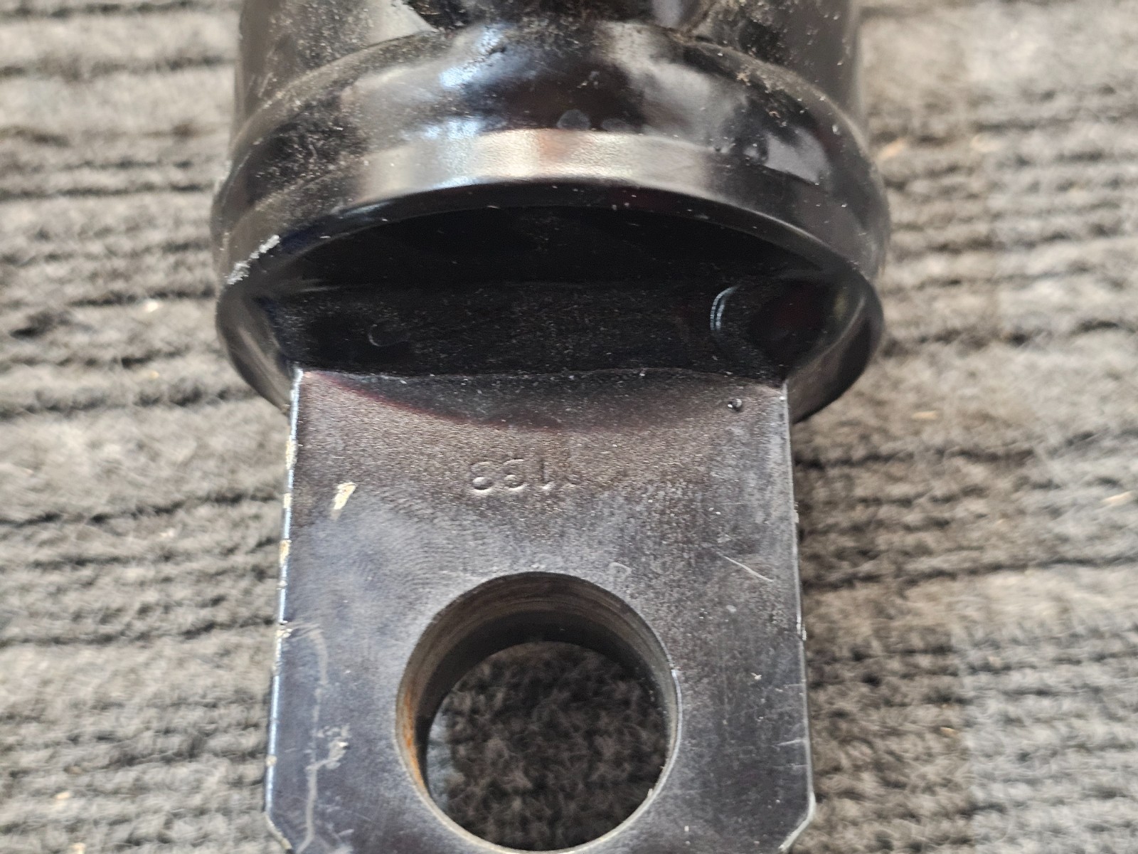 Hydraulic Welded Cylinder 2.89″ OD x 16″ Retracted x 1.52″ Rod 85510 1256445