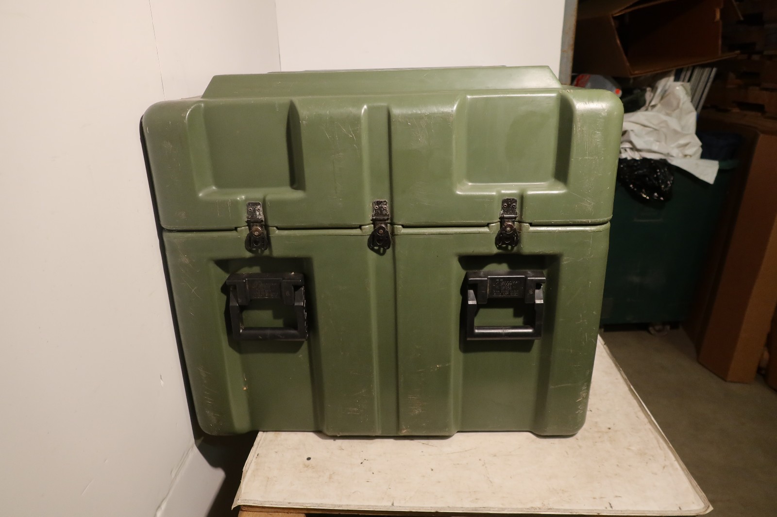 Hardigg Pelican Single Lid Hard Case AL4028-1608 Expedition Duty 43x31x28