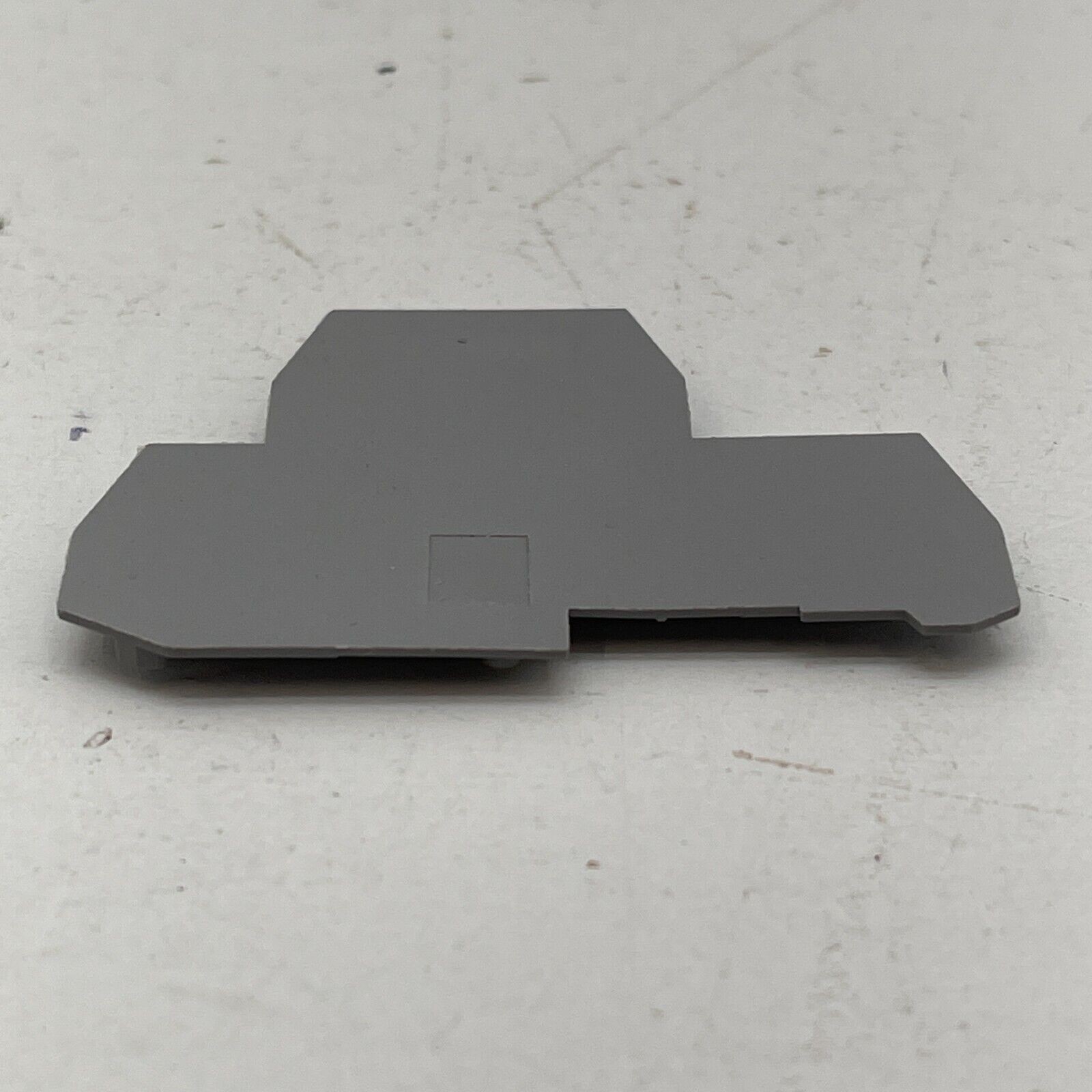 Entrelec FEM Series End Cover for Use with DIN Rail Terminal Blocks 1SNA118499R2
