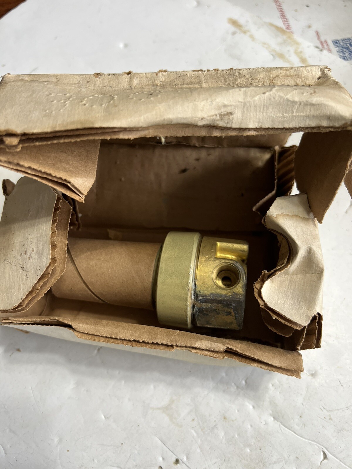 Norgren Relief Valve 3000 PSIG,型号:R83200NNA,全新旧货-