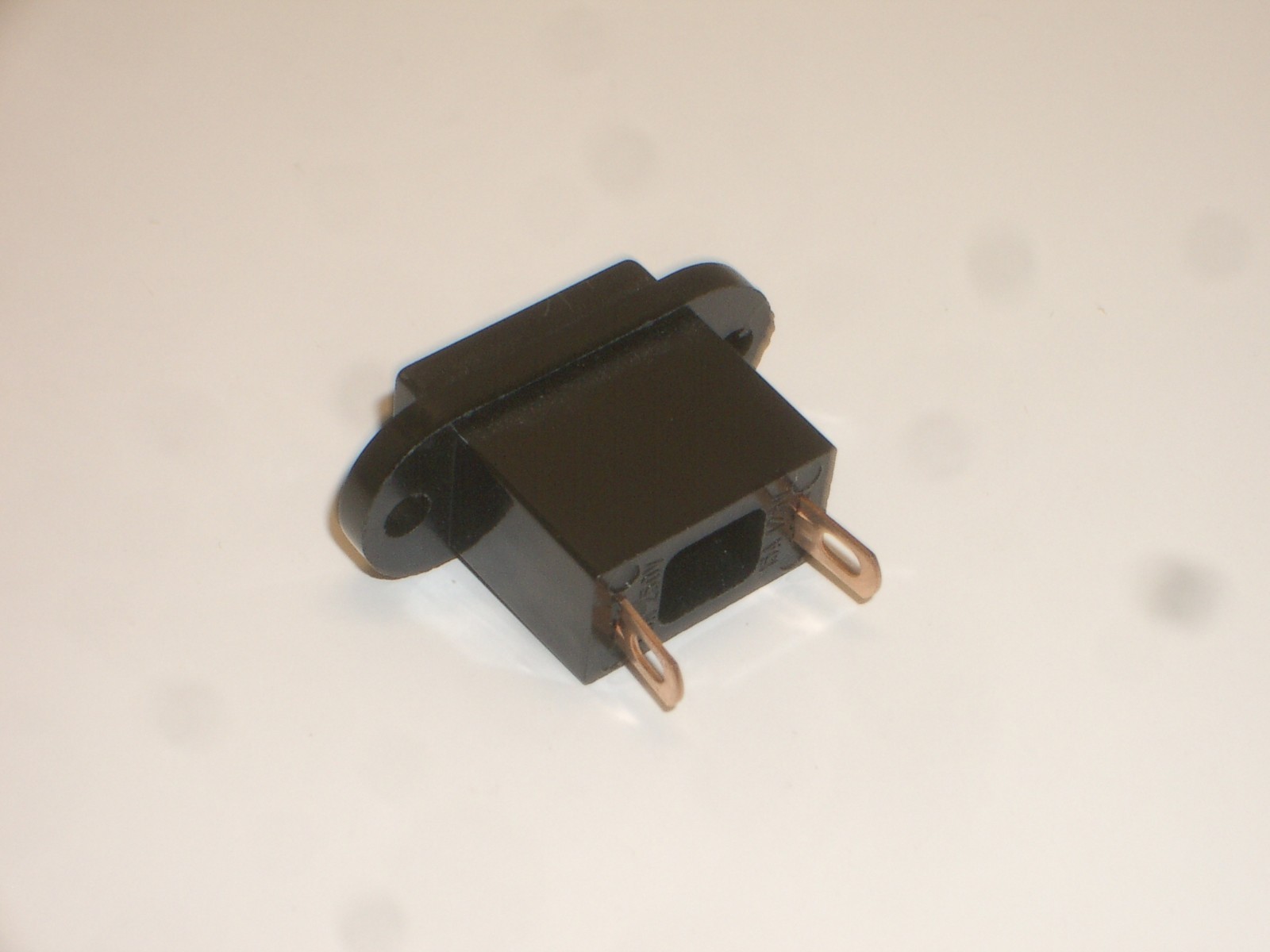 PHILMORE R118J AC POWER OUTLET RECEPTACLE JACK NEMA 1-15R 2-WIRE 15A 125V