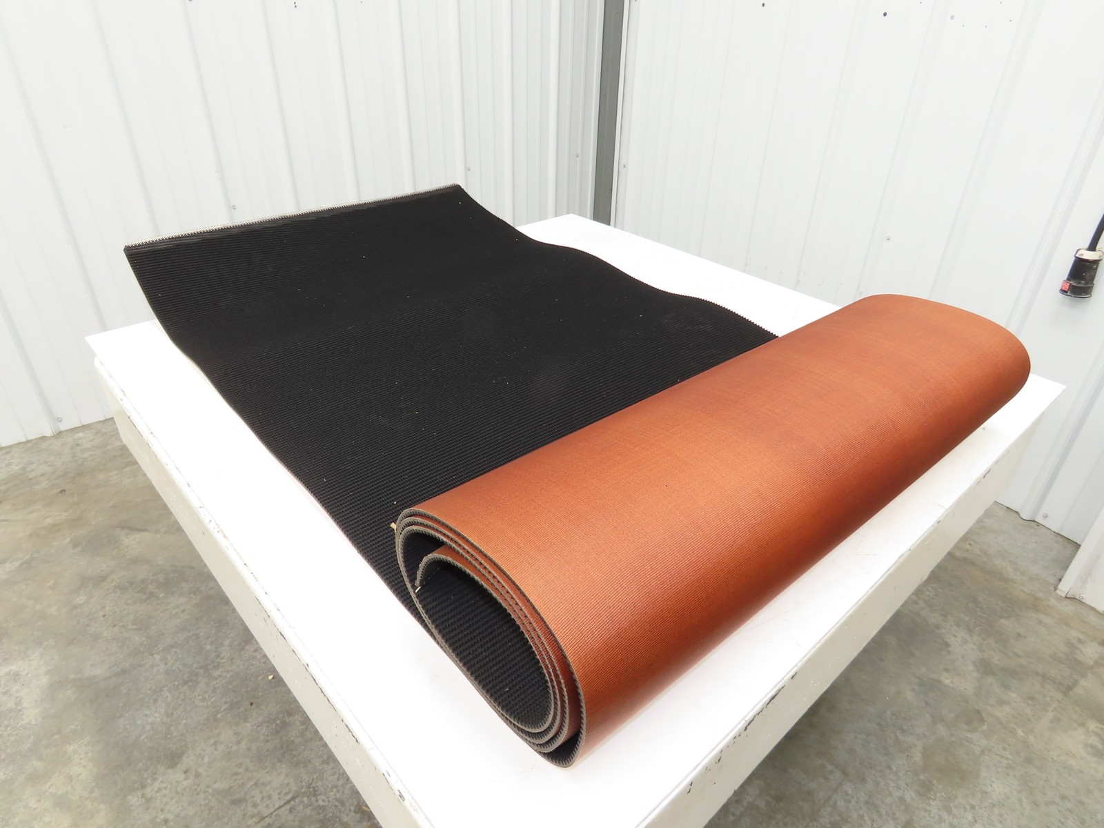 34″W x 12′ 4″ Grip-Top Incline Conveyor Belt Laced 2-Ply Black Rubber PHR2-160