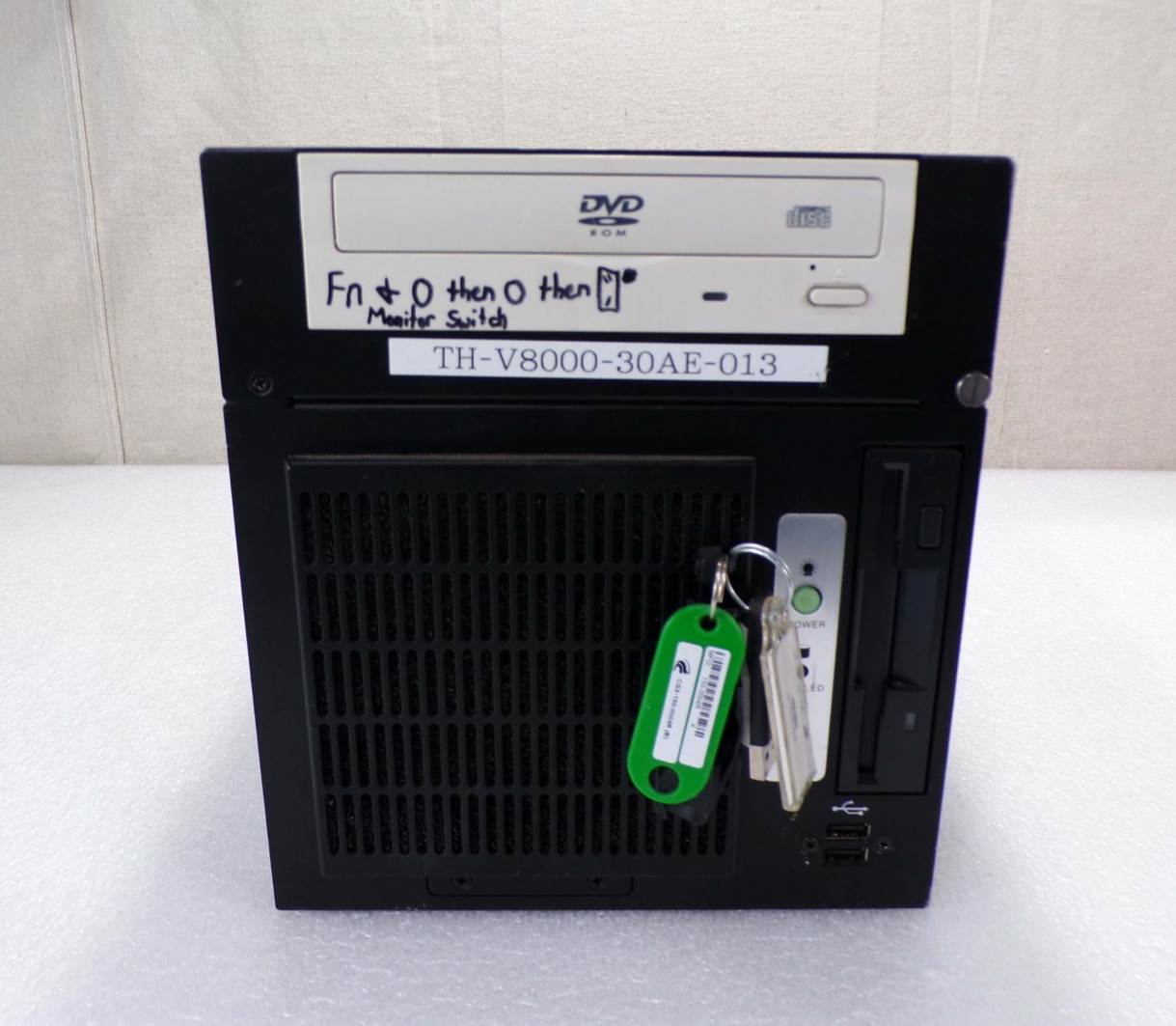 Rigaku TH-V8000-30AE-013 KE-162032-214845-1620-0 Computer Rigaku MFM65S2-RFFFAFA