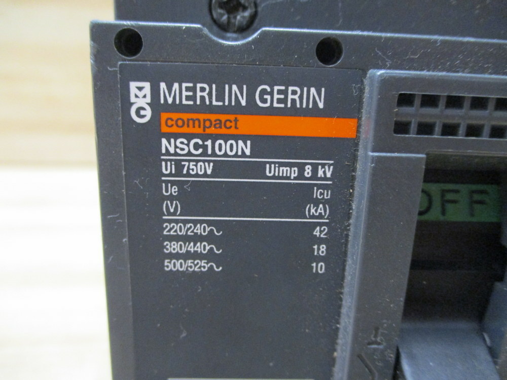 Schneider Merlin Gerin Square D NSC100N/NA Circuit Breaker NSC100N 25 AMP