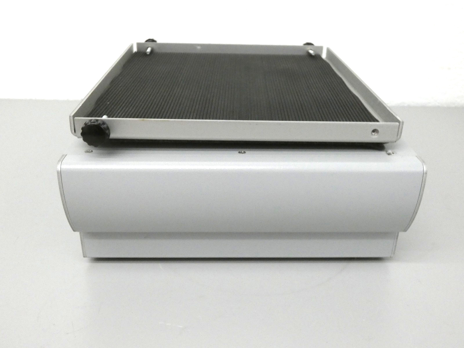 VWR Dura-Shaker For Extreme Environments, CO2-, Humidity-Resistant, 120V