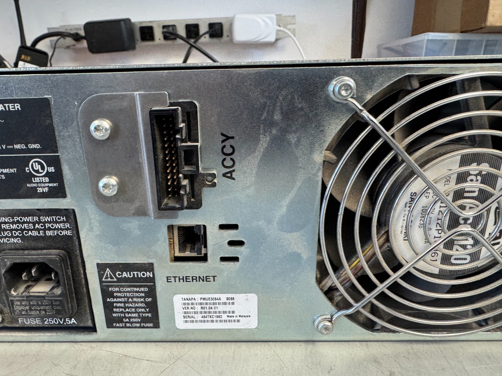 Motorola XPR8300 UHF 450-512 Mhz 40W TRBO Repeater AAM27TRR9JA7AN