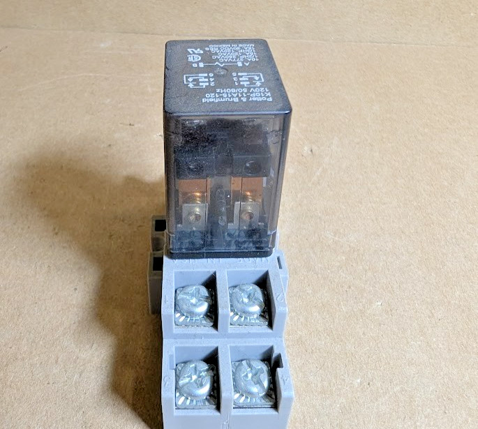 TE/ Potter & Brumfield K10P-11A15-120 Power Relay, 15A, DPDT + 27E695 Base (NNB)