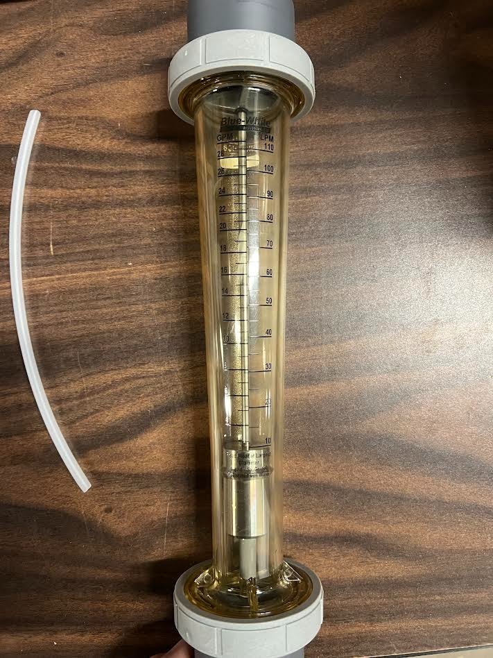 Blue-White F-451003LHN-24 Flow Meter 3-30GPM 1.5″ FPT New NIB