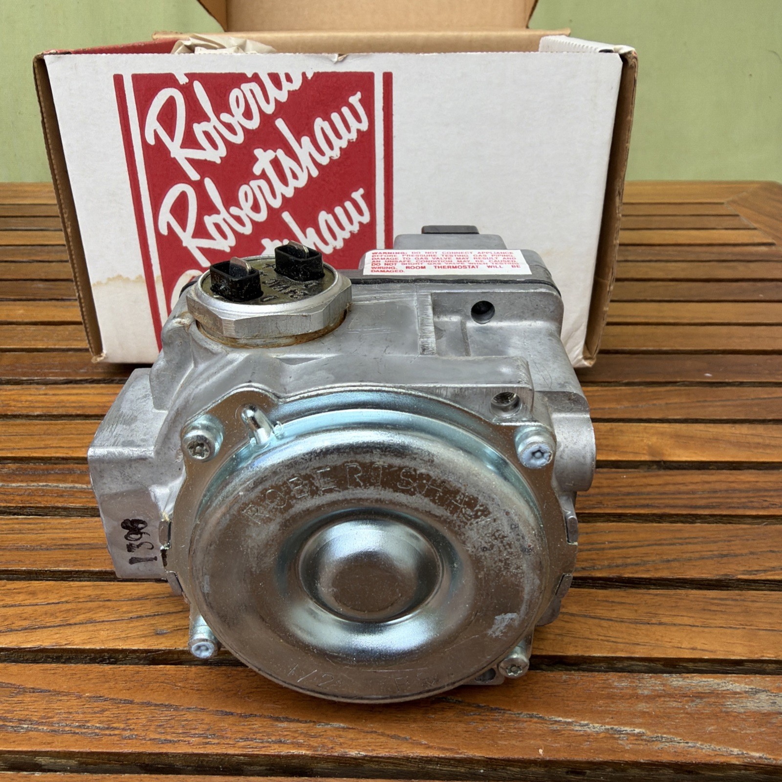 Robertshaw Gas Valve 700-049 7000BDER-STA for Fryer – Frymaster Pitco and more